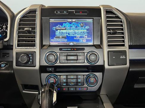 Used 2015 Ford F150 Lariat image 15