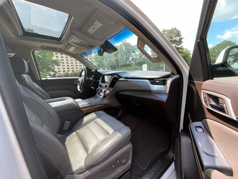 Used 2020 GMC Yukon Denali w/ Open Road Package RWD image 19