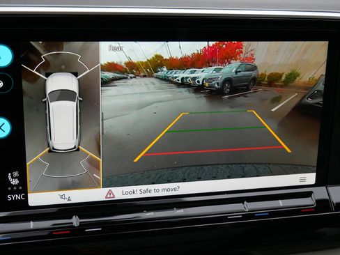 New 2026 Volkswagen Atlas SEL Premium R-Line image 10