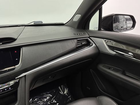Used 2020 Cadillac XT6 Sport AWD/4WD image 29