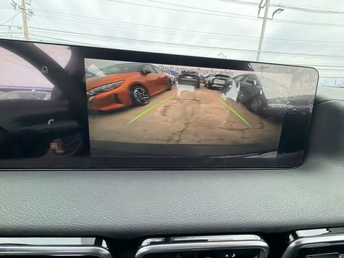 New 2026 Nissan Sentra SV w/ SV Convenience Package FWD image 17