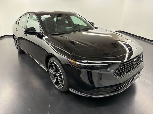 New 2026 Honda Accord Sport image 7