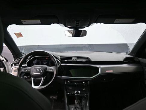 Used 2022 Audi Q3 2.0T Premium Plus w/ Premium Plus Package image 29