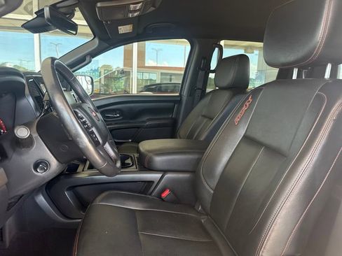 Used 2023 Nissan Titan PRO-4X w/ Pro-4x Convenience Package image 21