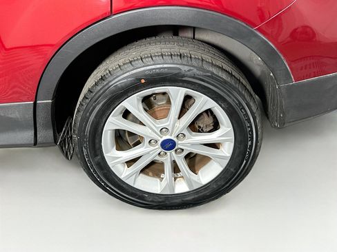 Used 2018 Ford Escape SE w/ SE Sync 3 Package image 11