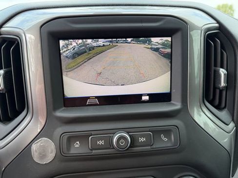 Used 2021 Chevrolet Silverado 1500 Custom Trail Boss image 22