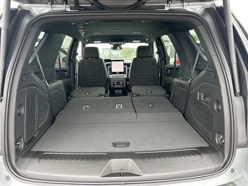 New 2026 GMC Yukon Elevation w/ LPO, Floor Liner Package AWD/4WD image 42
