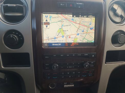 Used 2012 Ford F150 Lariat w/ Lariat Plus Pkg image 18