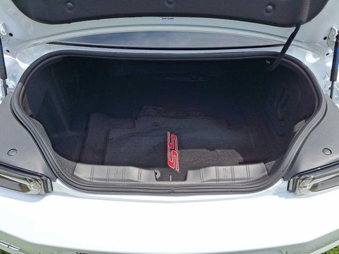 Used 2024 Chevrolet Camaro SS RWD image 29