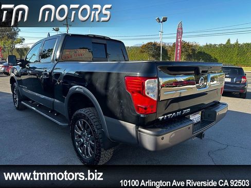 Used 2016 Nissan Titan Platinum Reserve image 4
