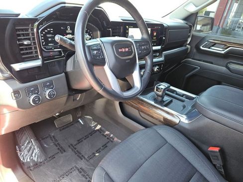 Used 2023 GMC Sierra 1500 Elevation image 10