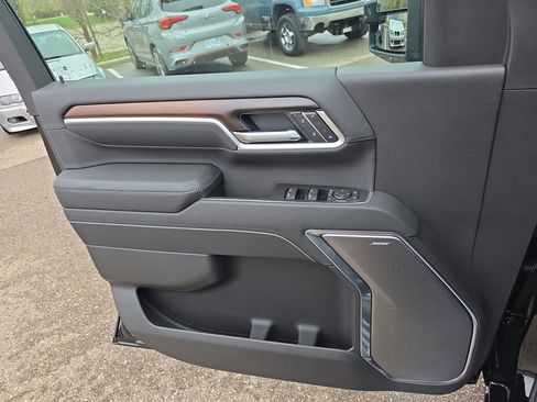 New 2026 GMC Sierra 2500 Denali w/ Denali Reserve Package AWD/4WD image 26