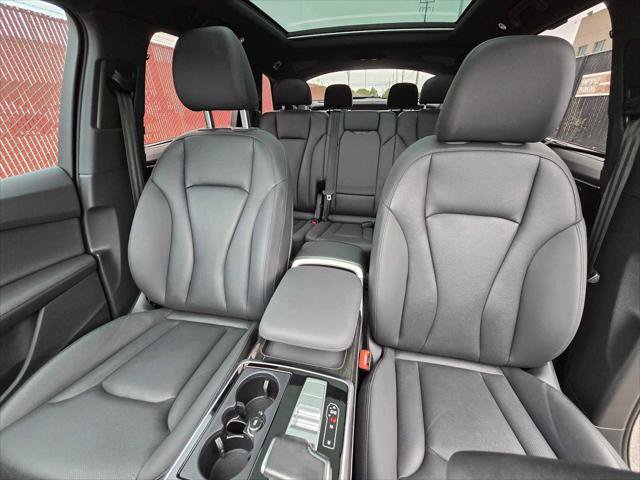 Used 2023 Audi Q7 3.0T Prestige w/ Prestige Package AWD/4WD image 25