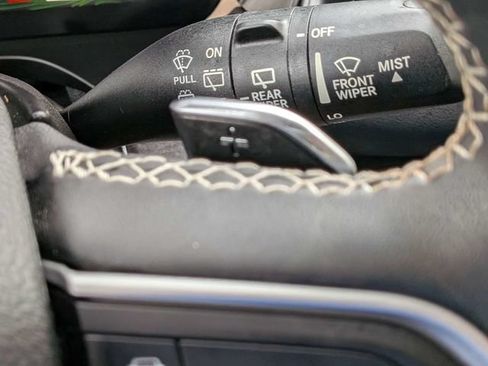 Used 2022 Jeep Grand Cherokee Limited 4xe w/ Luxury Tech Group II AWD/4WD image 30