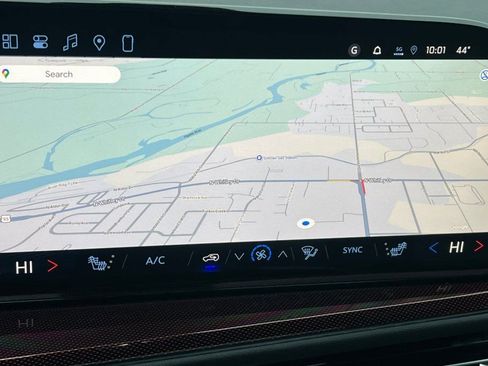 New 2026 Chevrolet Traverse Z71 w/ Enhanced Driving Package image 16