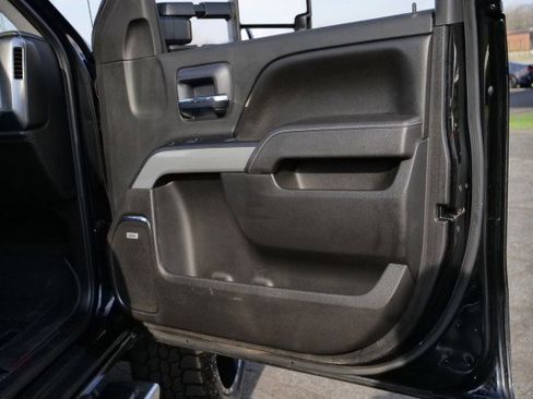 Used 2017 Chevrolet Silverado 2500 LTZ w/ Duramax Plus Package image 44