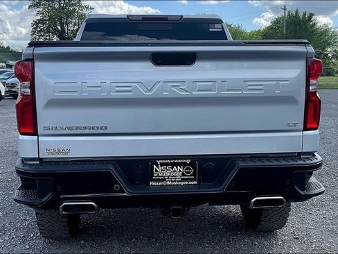 Used 2019 Chevrolet Silverado 1500 LT Trail Boss image 5