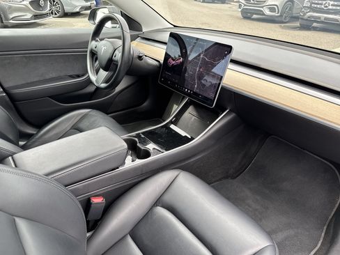 Used 2018 Tesla Model 3 Long Range RWD image 14