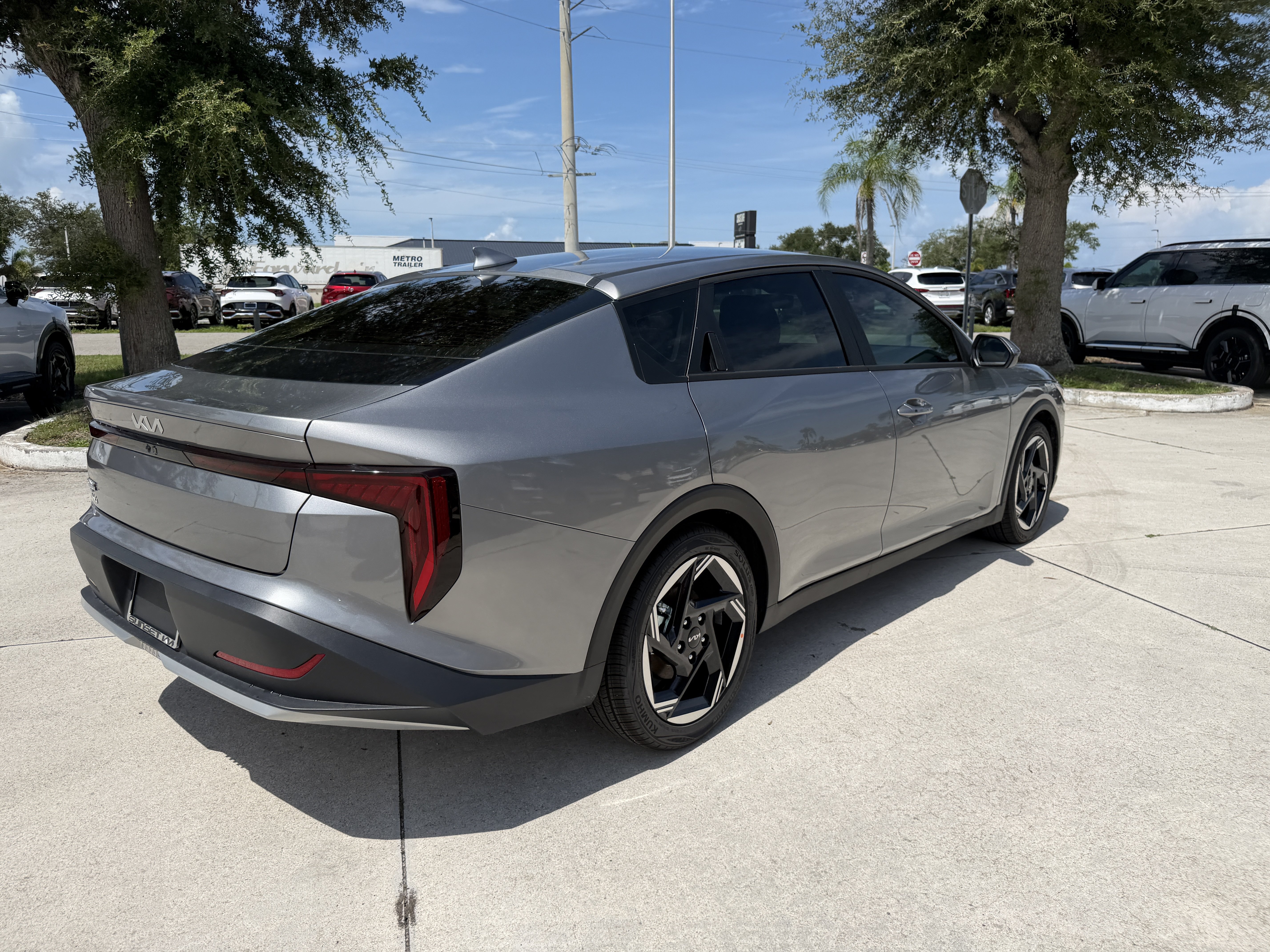 New 2026 Kia K4 EX FWD image 3