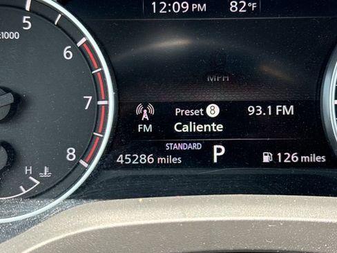 Certified 2021 Nissan Rogue SV w/ Premium Package FWD image 13