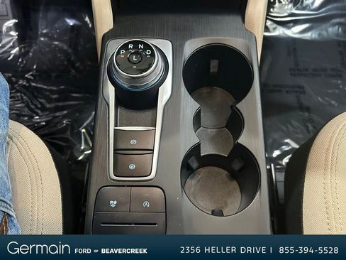 Certified 2022 Ford Escape SE w/ Cold Weather Package image 22