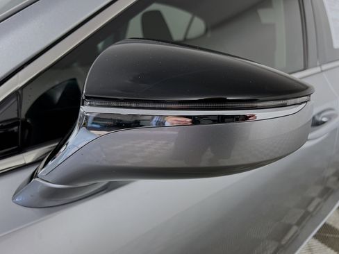 Used 2024 Lexus ES 350 w/ Premium Package image 13