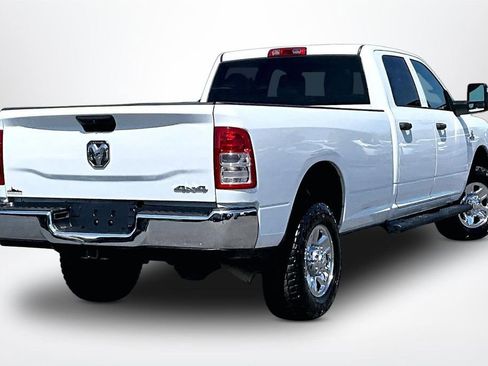 Used 2024 RAM 2500 Tradesman w/ Chrome Appearance Group AWD/4WD image 6