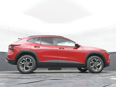 New 2026 Chevrolet Trax LT w/ Driver Confidence Package image 47