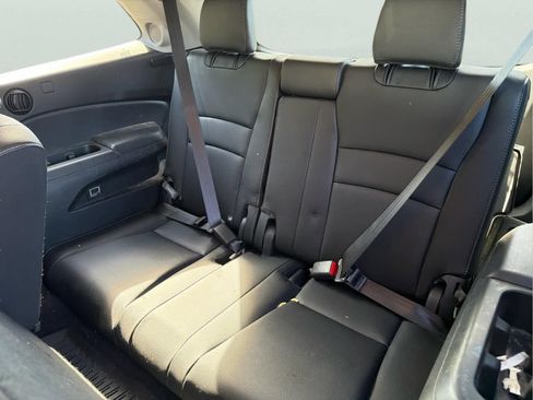 Used 2022 Honda Pilot Touring image 15