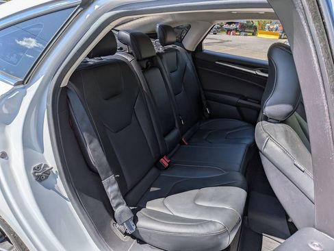 Used 2019 Ford Fusion Titanium FWD image 22