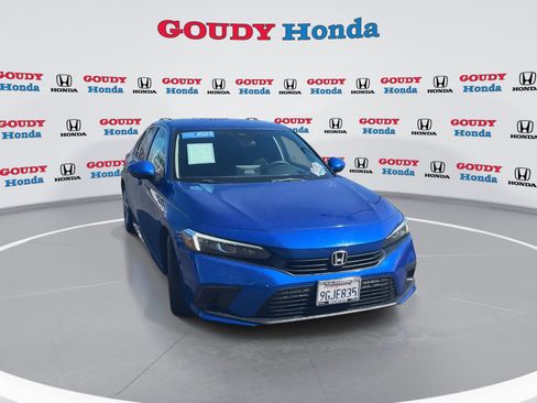 Certified 2023 Honda Civic LX image 3
