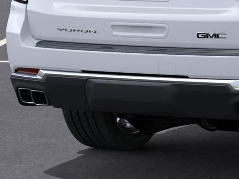 New 2026 GMC Yukon Denali w/ Sun & Power Step Package AWD/4WD image 14