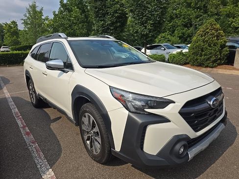 Used 2023 Subaru Outback Touring XT AWD/4WD image 1