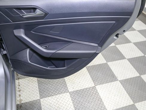 Used 2022 Volkswagen Jetta S image 22