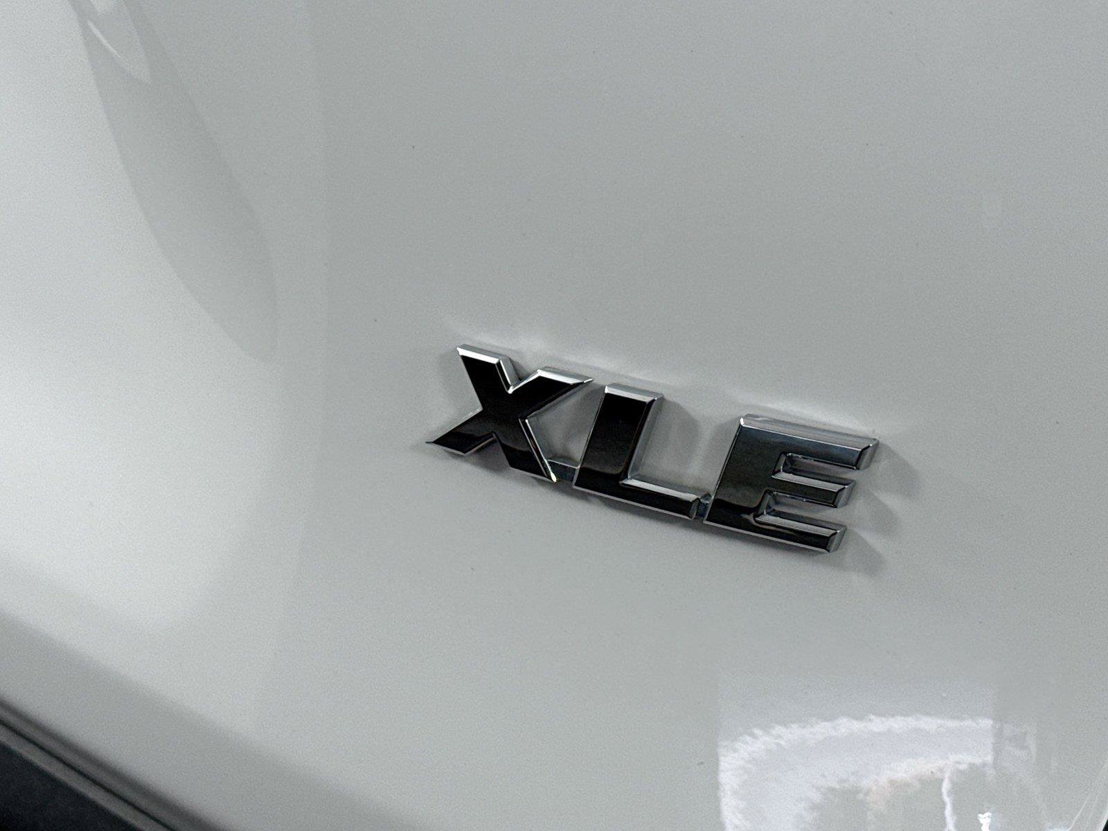 Certified 2025 Toyota RAV4 XLE FWD image 14