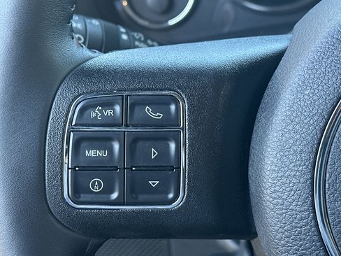 Used 2016 Jeep Wrangler Sport w/ Connectivity Group image 17
