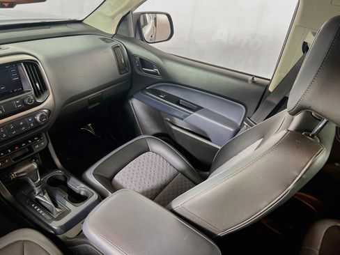 Used 2021 Chevrolet Colorado Z71 AWD/4WD image 22