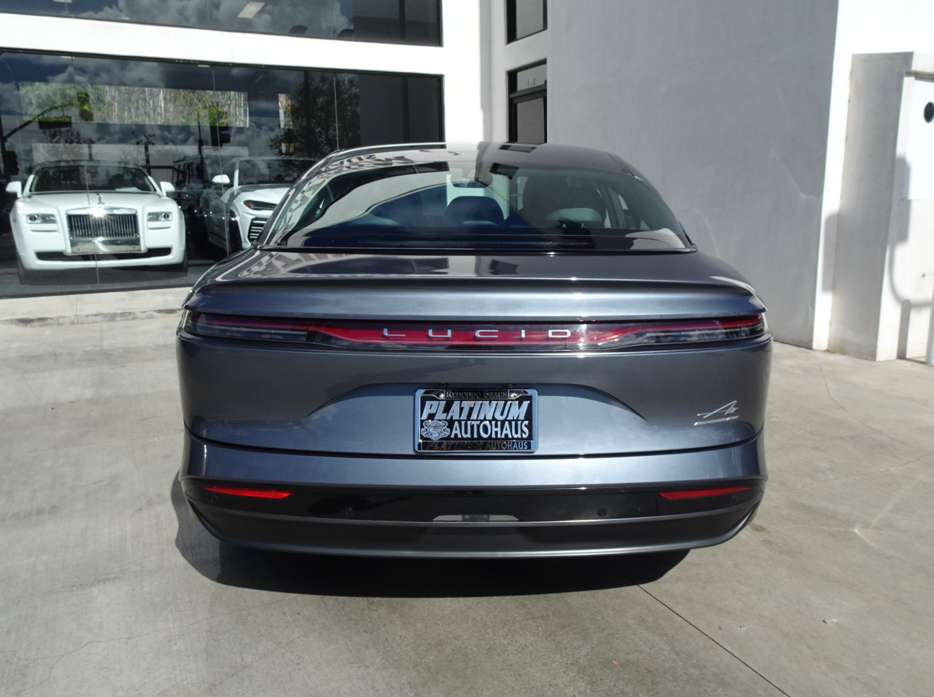 Used 2025 Lucid Air Touring AWD/4WD image 5