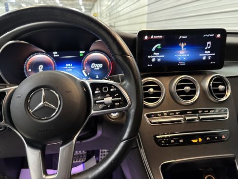 Used 2021 Mercedes-Benz GLC 300 GLC 300 image 15