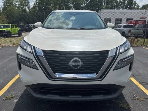 Certified 2023 Nissan Rogue SV AWD/4WD image 2