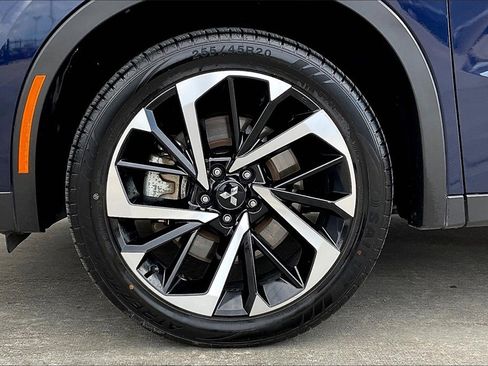 Used 2024 Mitsubishi Outlander SE Black Edition image 9