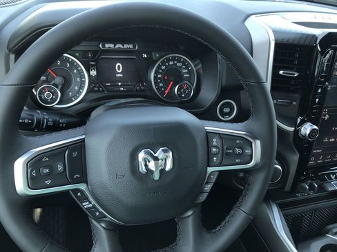 New 2026 RAM 1500 4x4 Crew Cab image 23