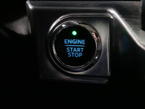 Used 2021 Ford F150 Lariat AWD/4WD image 23
