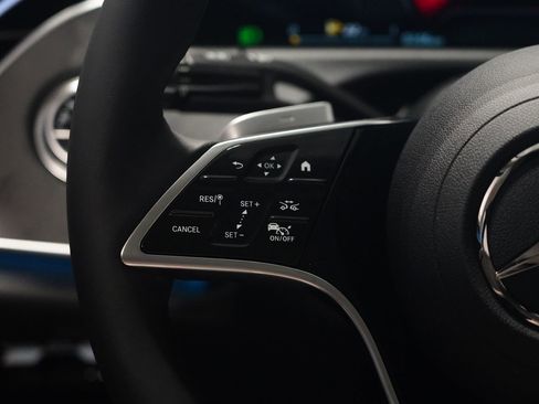 New 2026 Mercedes-Benz E 350 4MATIC Sedan image 19