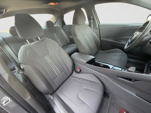 Used 2021 Hyundai Elantra SEL w/ Convenience + Premium Package FWD image 21