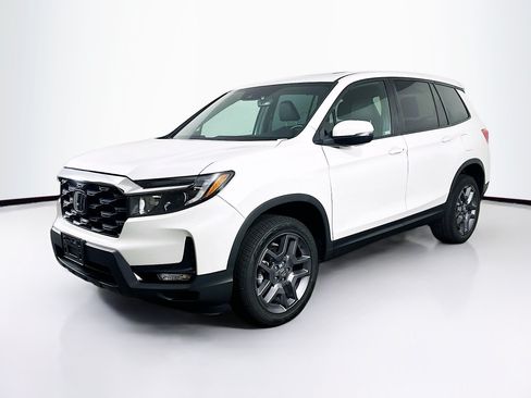 Used 2023 Honda Passport EX-L image 3