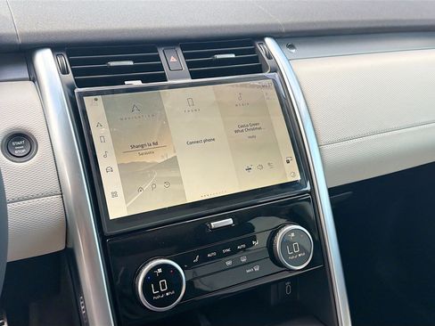 New 2026 Land Rover Discovery Limited Edition image 29