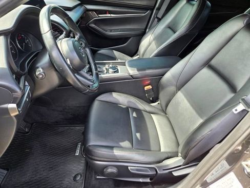 Used 2022 MAZDA MAZDA3 s FWD image 9