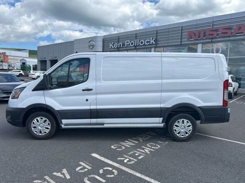 Used 2025 Ford Transit 250 Low Roof w/ Exterior Upgrade Package RWD image 3