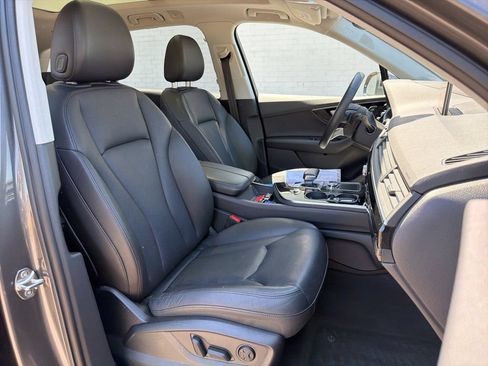 Used 2019 Audi Q7 3.0T Prestige w/ Prestige Package AWD/4WD image 14